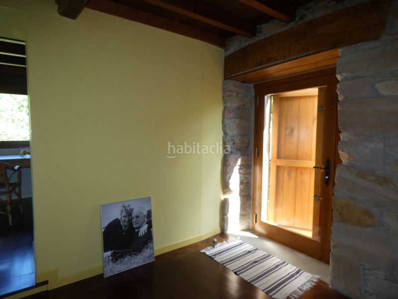 Foto c411b040-8269-4a51-baf8-a0dd543ca783. Casa amb calefacció a Valdés