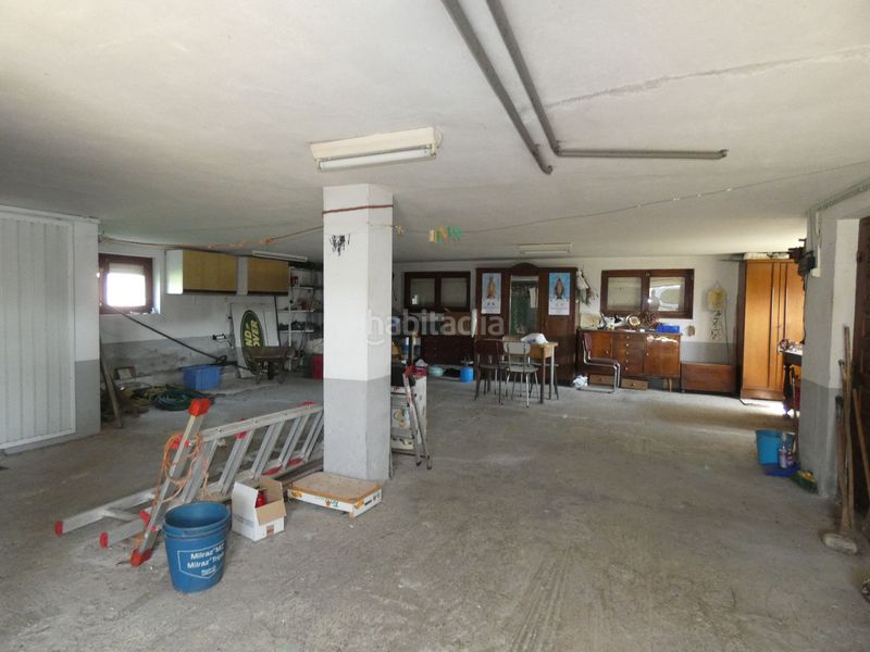 Foto ba64f0d8-80c1-44e4-954e-36eff58833ea. Casa amb calefacció aparcament a Valdés