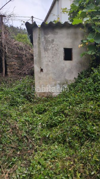 Foto 4d691057-4242-48d2-a193-43205344a55d. Edificio in Tineo