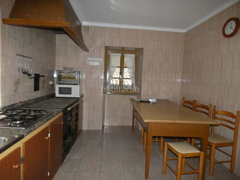 Foto 36b64d63-ba12-4a96-bd7f-1c99fcc48f9c. Casa amb calefacció a Valdés