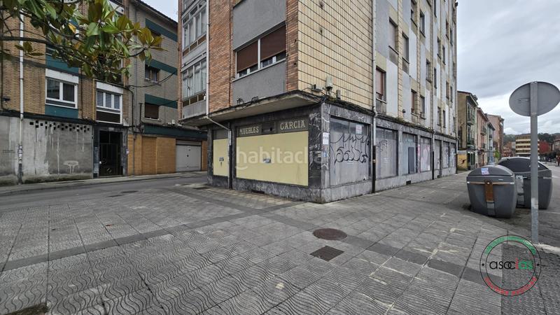 Foto 4799c24c-fe57-4867-bf99-341b6613b239. Locale commerciale in Sama Langreo