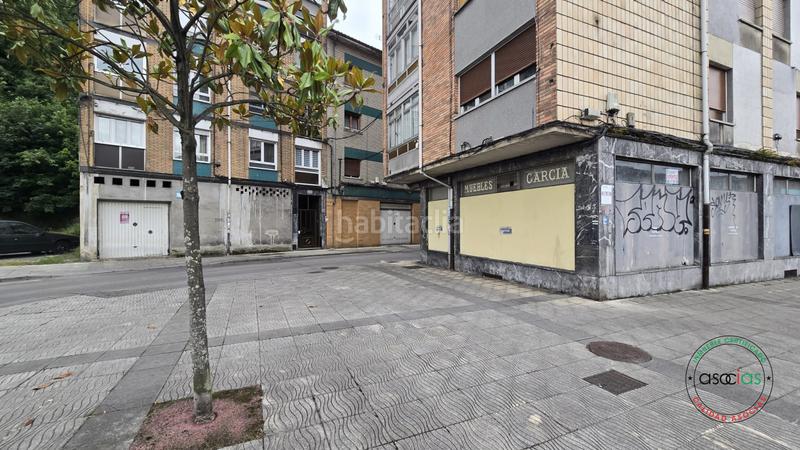 Foto fd72ef1a-993f-4bef-a181-e8462f559a53. Locale commerciale in Sama Langreo