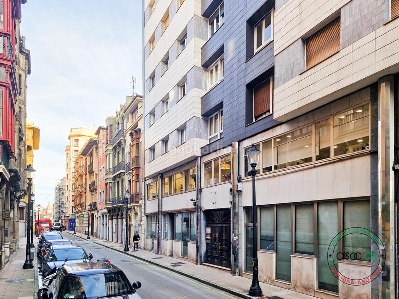 Foto ad6ef5f1-5e0f-44c3-8379-8c2e1e94fdea. Pis amb calefacció a Centro Gijón