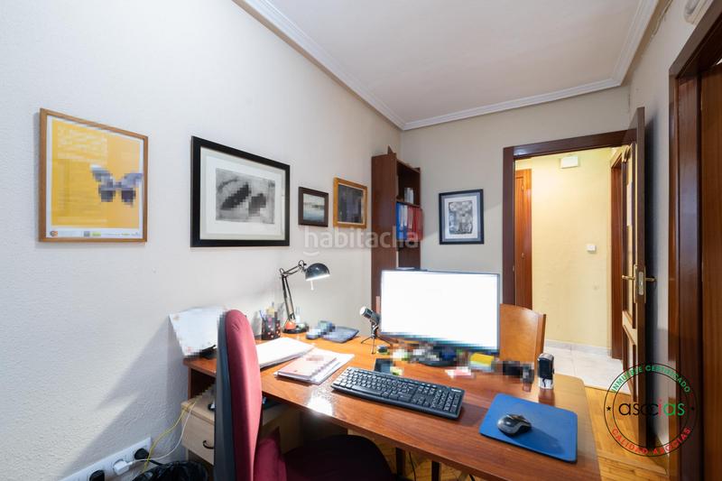 Foto cee481b9-c51f-4b55-85da-d99b1118d261. Pis amb calefacció a Centro Gijón