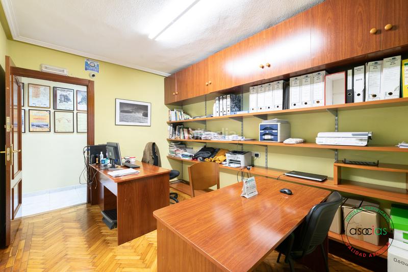 Foto fa6b9d31-8583-4820-8703-638e47ab9141. Pis amb calefacció a Centro Gijón