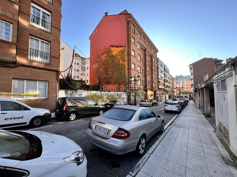Foto c75aec23-7a81-457c-ae0f-118805893be1. Piso inversion ,local para hacer dos viviendas en Oviedo