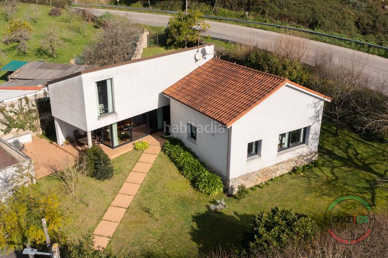 Foto bdcd72cb-9dac-4619-ac85-5ebd368f7082. Casa pinzales,magnifico chalet seminuevo con preciosa parcela en Gijón