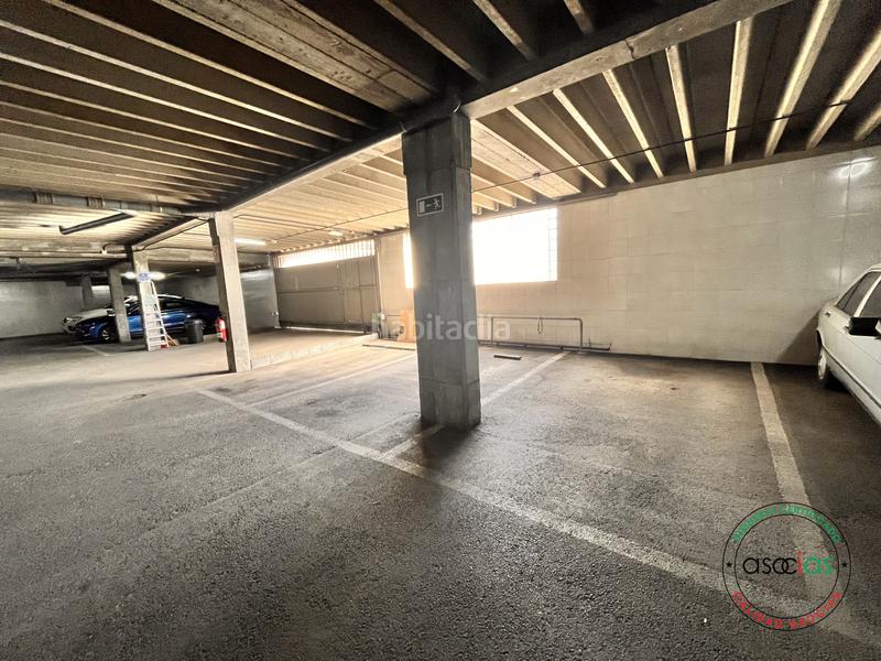 Foto a6da59df-c346-4bb9-ac8b-6f60115c6427. Parking coche en la guia magnifica plaza de garaje en venta en Gijón
