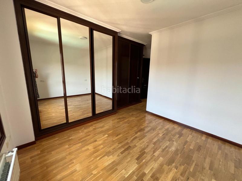 Foto dc609839-f1ca-44d4-892a-a1d91d235f46. Location appartement avec chauffage parking piscine dans Gijón