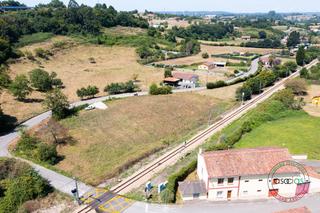 Terreny residencial  Gijón - camin de caraveo-cenero. Ponemos en venta una espléndida finca edificable en la apacible