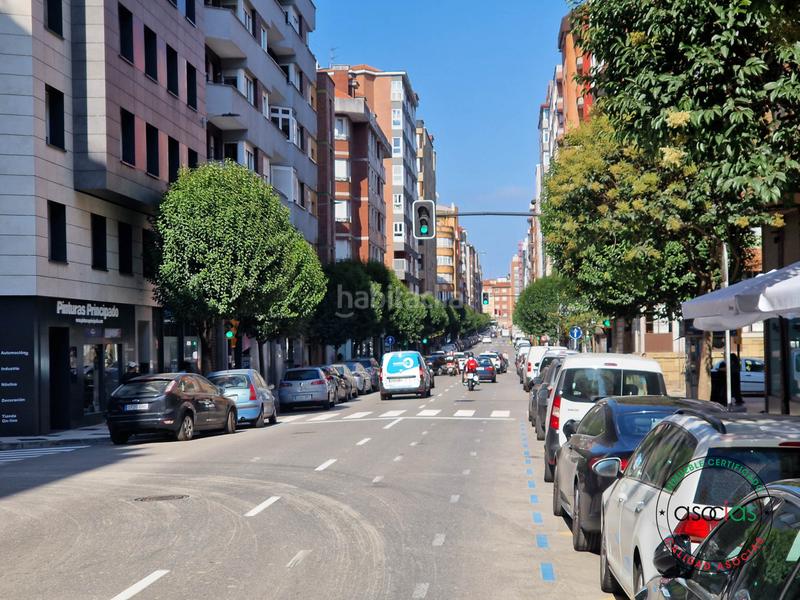Foto a68dcf5e-821d-42ef-8eec-bd88a57a709e. Piso manuel llaneza magnifico piso en muy buen edificio en Gijón