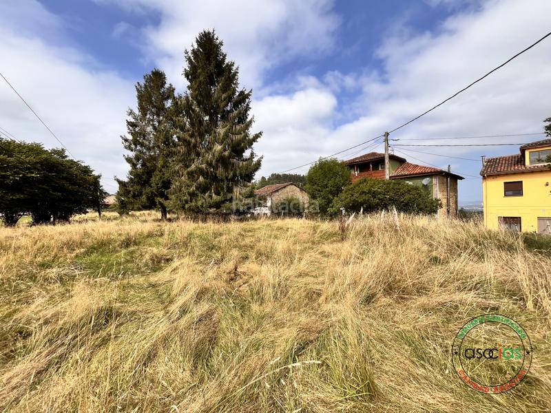 Foto d8ba55e0-1cd4-4708-bc12-877a4c834bca. Casa pareada casa de dos plantas para rehabilitar con finca edificable independiente en Siero
