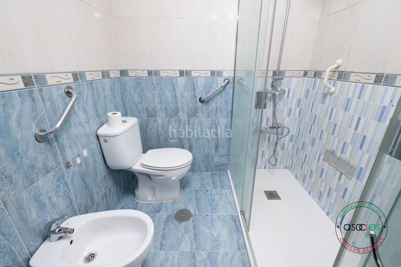 Foto 12657cdc-784b-4827-b41e-783211b3770c. Piso barrio de laviada,lado nuevo juzgados muy buen piso en venta en Gijón