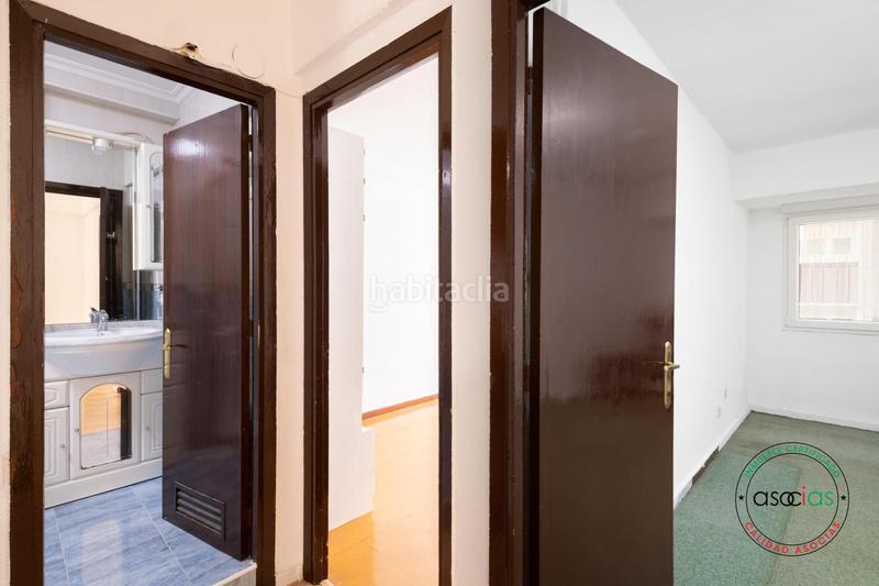 Foto 928a6da1-12d9-42d6-b102-979ddd7057c7. Piso barrio de laviada,lado nuevo juzgados muy buen piso en venta en Gijón