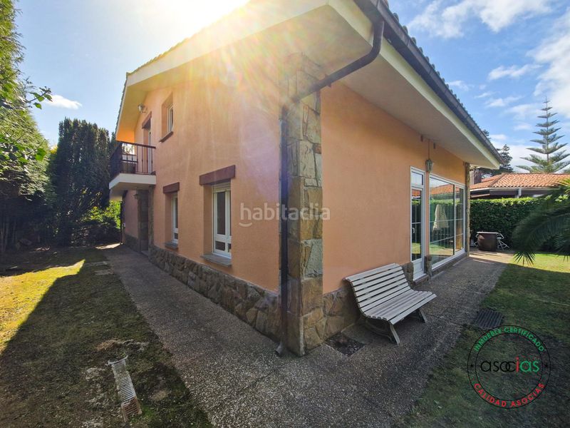 Foto adf25e9b-3900-4268-bc2b-b3e18e1d593a. Casa amb calefacció aparcament a Somió Gijón