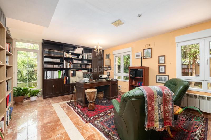 Foto 0cb071f6-16e0-4c5e-be7e-a5cd5f51d931. Casa con riscaldamento parcheggio in Somió Gijón