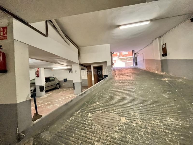 Foto 44efc23b-3fed-470a-aa0a-4a6562cb7363. Rent car parking in Ceares Gijón