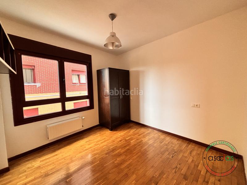 Foto 0ece5d80-3cff-4c2a-84a4-c9e7d01b1c5e. Piso  seminuevo en venta en Roces con garaje y trastero en Gijón