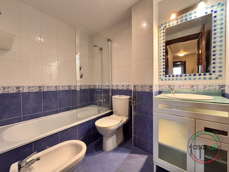 Foto 223dd334-3bd7-4e20-94fe-902e09c5b740. Piso  seminuevo en venta en Roces con garaje y trastero en Gijón