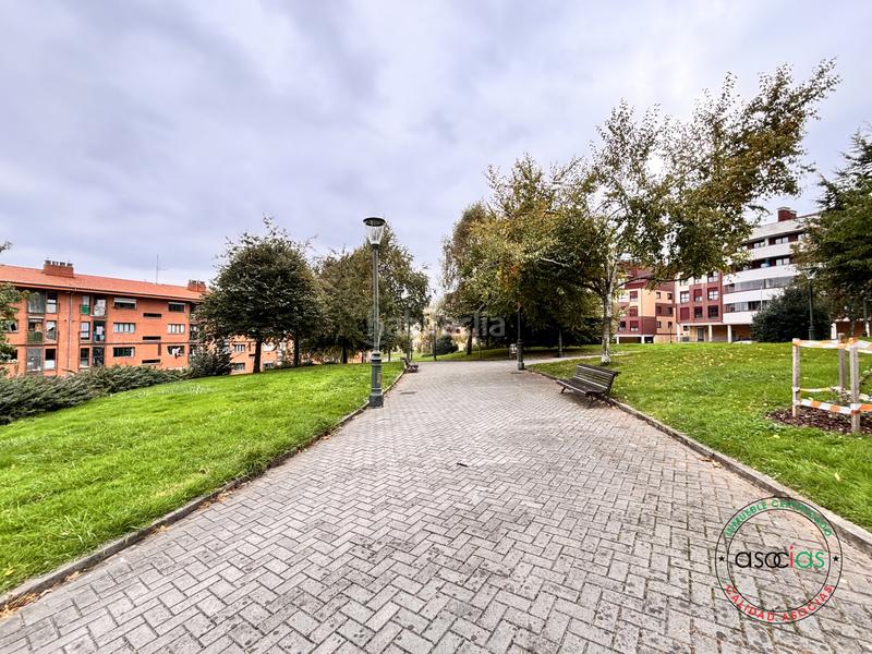 Foto 8f19058c-0ea6-4ff0-9635-f4f23d83644e. Piso  seminuevo en venta en Roces con garaje y trastero en Gijón