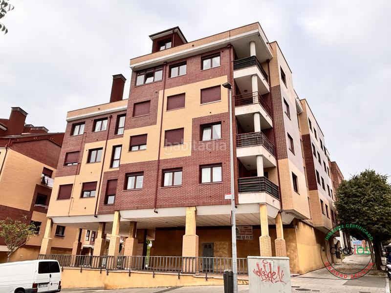 Foto 99426c85-fc55-4957-90d2-d4987cc6181f. Piso  seminuevo en venta en Roces con garaje y trastero en Gijón