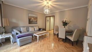 Miete Etagenwohnung  Gijón - dindurra. Lado plazuela san miguel buen piso amueblado con garaje y traste