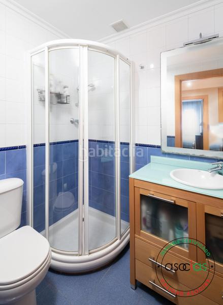 Foto 27cc22f9-7cfb-4eba-8631-e05e989d1b35. Pis amb calefacció aparcament a Llano Gijón