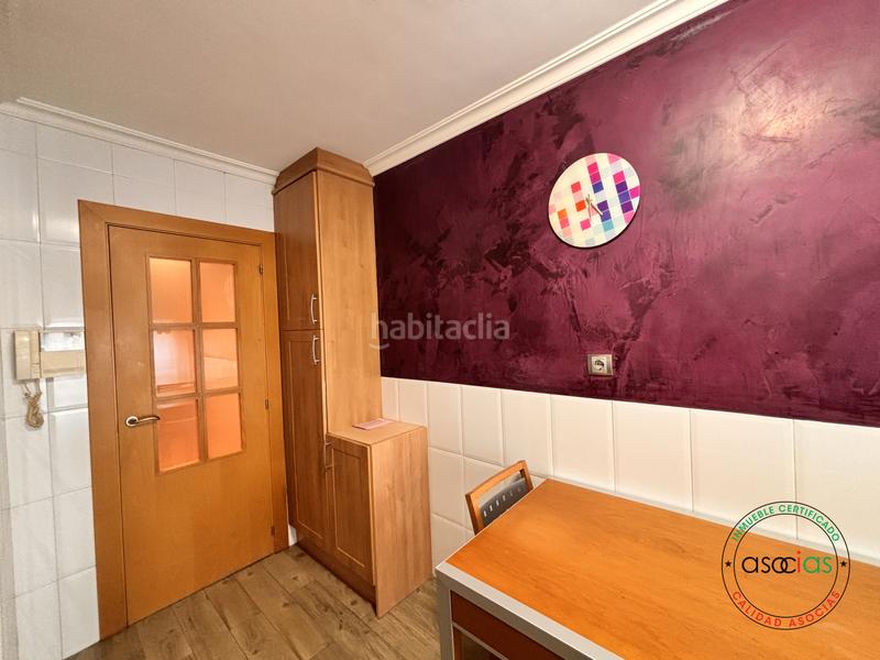 Foto e2debfcc-86eb-4d19-b563-1577dd062bfe. Pis amb calefacció aparcament a Llano Gijón