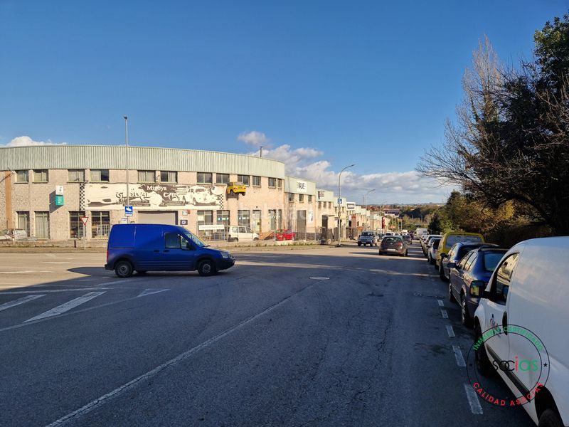 Foto 0fc54815-5c26-4c06-a912-30e04e94d497. Terreny residencial a Nuevos Roces Gijón