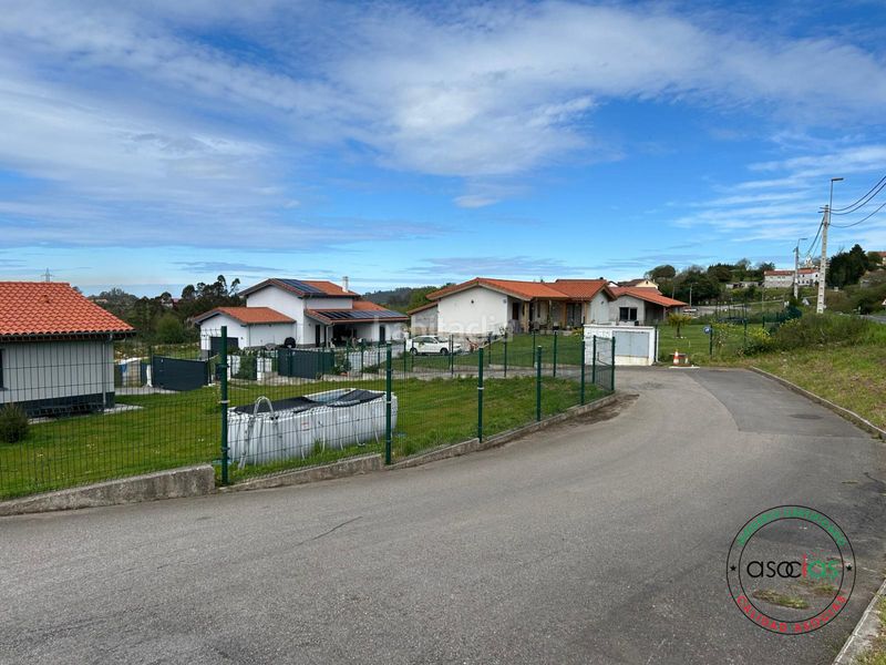 Foto e3ab1d6f-b353-499b-b7ff-79ecc1d0c892. Finca rústica a Llanera
