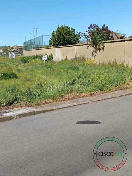 Foto b228fc1c-b7be-4725-b072-756beff81f88. Wohngrundstück in Chozas de Abajo - candelas 15 in Chozas de Abajo