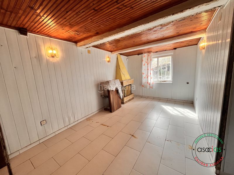 Foto 1e406ba6-42cc-48f1-a011-f99186df3694. Casa aparellada a Carbayin-Lieres-Valdesoto Siero