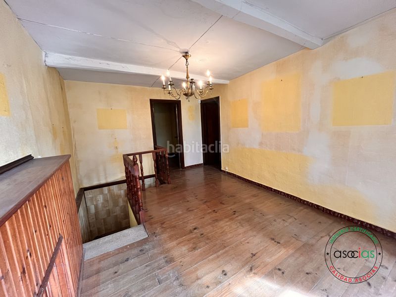 Foto 3b6df226-4f41-4951-9a3f-8352417b071e. Casa aparellada a Carbayin-Lieres-Valdesoto Siero