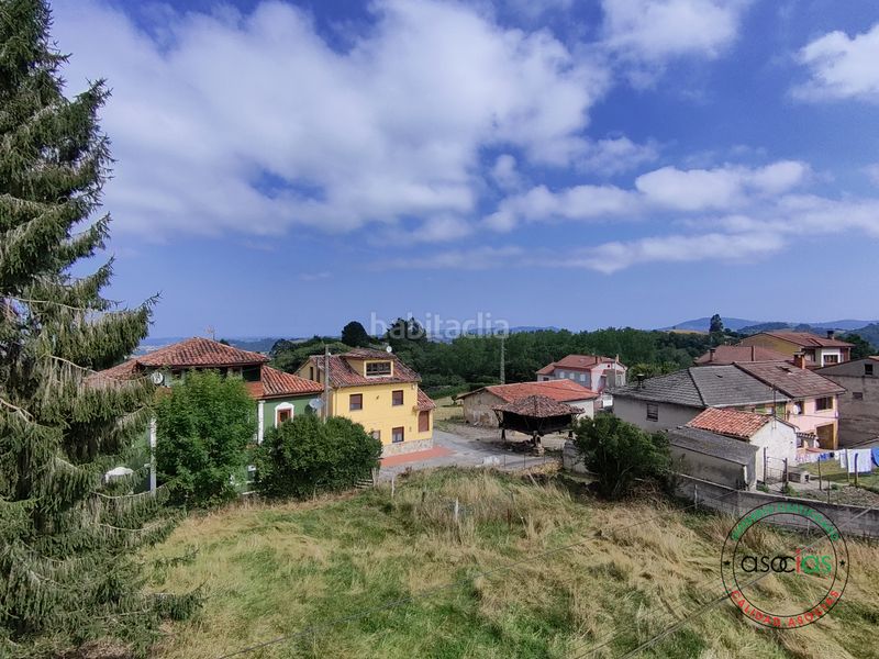 Foto 8fd68f1a-63a4-4efb-ba2e-e87487066d8e. Casa aparellada a Carbayin-Lieres-Valdesoto Siero