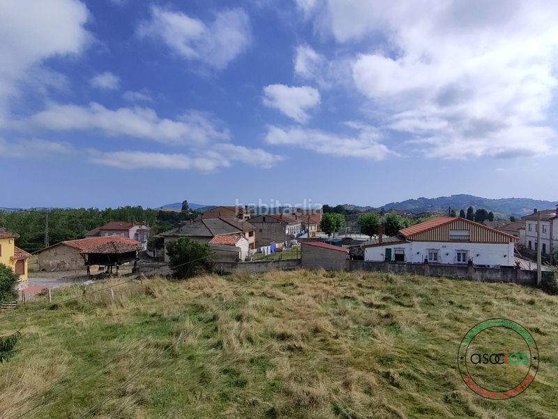 Foto a3cf6181-5b62-40cd-a557-ece6e3edee9e. Casa aparellada a Carbayin-Lieres-Valdesoto Siero