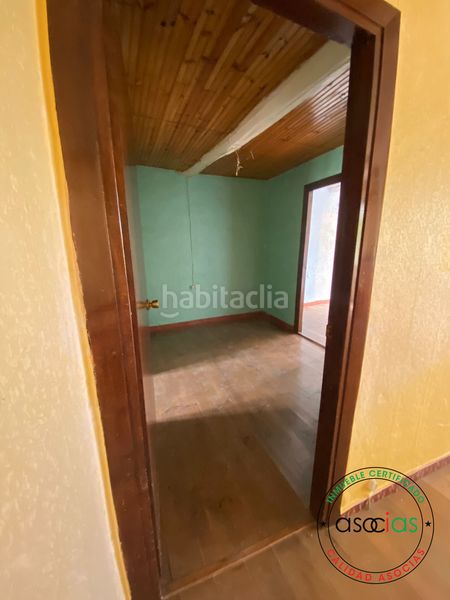 Foto c5bd3af9-d282-4d05-a7af-2443c697be22. Casa aparellada a Carbayin-Lieres-Valdesoto Siero