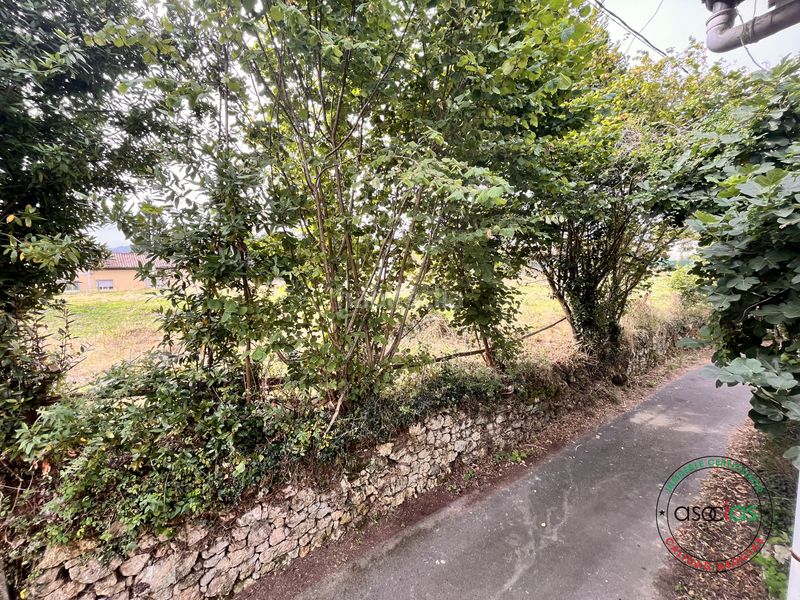 Foto d6779116-eda8-4dc9-b96c-ccc8a3d8987b. Casa aparellada a Carbayin-Lieres-Valdesoto Siero