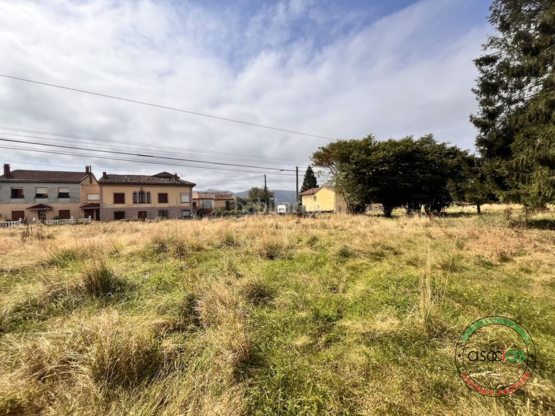 Foto ff3a1d55-6186-407c-8612-3465b74888fc. Casa aparellada a Carbayin-Lieres-Valdesoto Siero