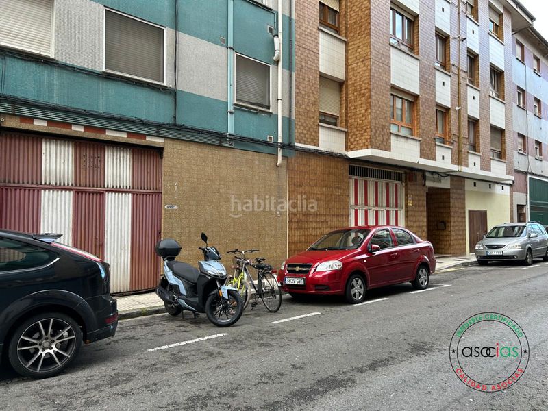Foto d48fe8bd-8db3-4228-b696-329e2b8017f8. Business premise in Gijón - cl trueba 14 in Perchera Gijón