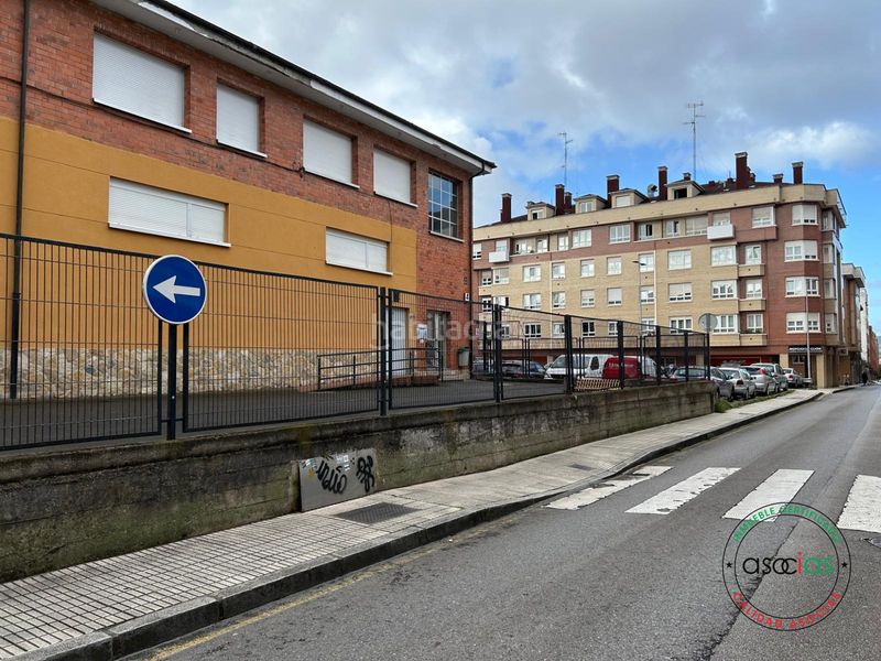 Foto e04d70c4-2345-4fa8-aa66-6eb9160a8e18. Business premise in Gijón - cl trueba 14 in Perchera Gijón