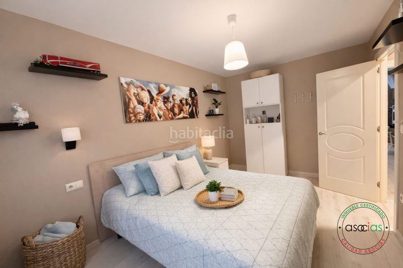 Foto 5e41654c-9571-4266-8fe0-333288dc1ef6. Casa adossada amb calefacció aparcament a Santa Marina - Polígono Mieres