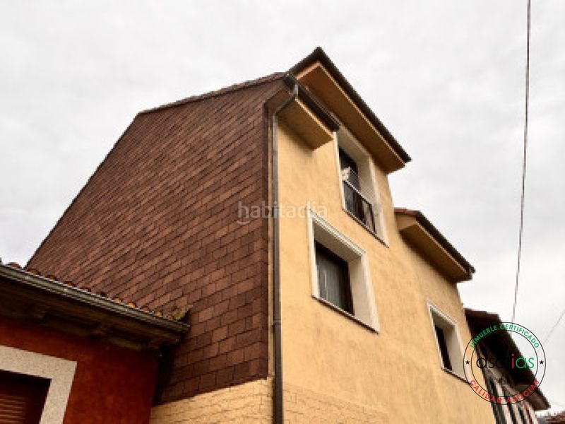 Foto fef31f14-00dd-49ea-8ea9-07794347e0e0. Casa adossada amb calefacció aparcament a Santa Marina - Polígono Mieres