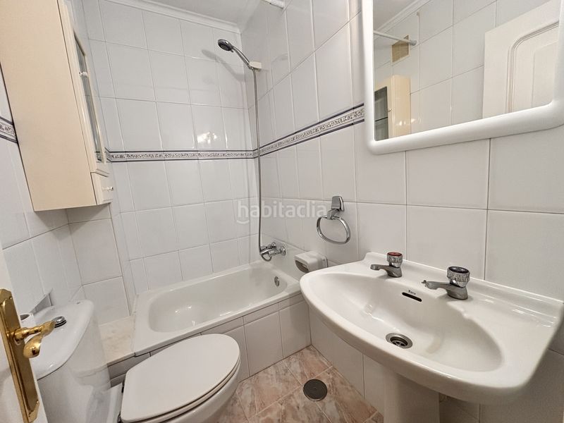 Foto 11c1f8b5-1495-4c2a-a3e1-c7ab30a0e3c0. Lloguer pis amb calefacció aparcament a Centro Gijón