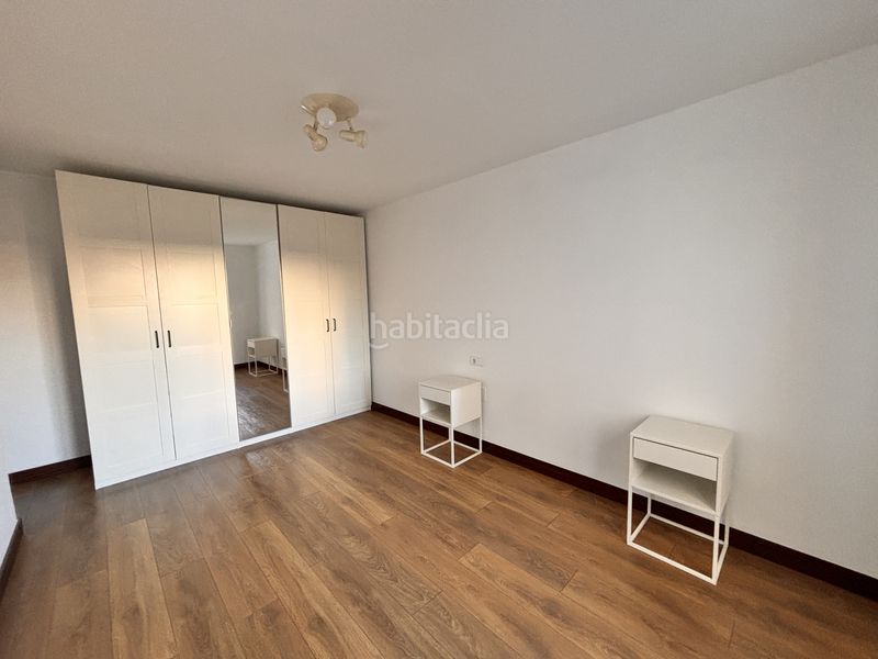 Foto 42e5b461-70ab-4fb6-be9d-bb1393caf8d8. Lloguer pis amb calefacció aparcament a Centro Gijón