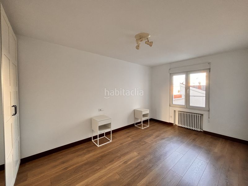 Foto ab9a2ac0-bb9a-4e71-899c-dd376fe443d0. Lloguer pis amb calefacció aparcament a Centro Gijón