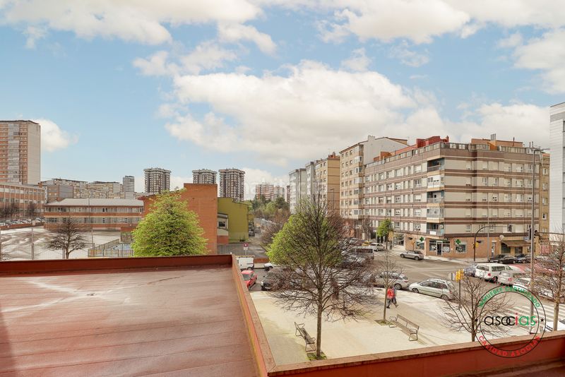 Foto 473faa36-3816-4750-b99e-83d631de3862. Pis amb calefacció a Pumarín Gijón