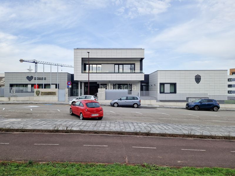 Foto fa25ff40-fce0-4485-aecf-f68abea3d16b. Local comercial a Nuevos Roces Gijón