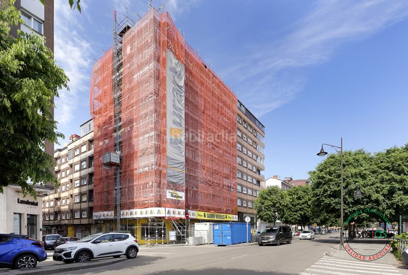 Foto e19c6810-437e-433e-b61a-7ad25e20e109. Àtic a La Calzada Gijón