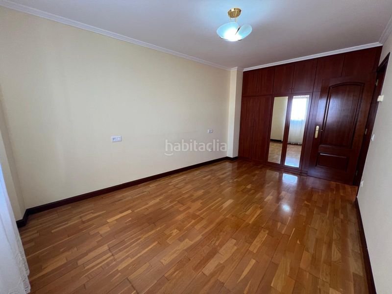 Foto 013d4907-b72d-401b-ba9a-3d92493d92f0. Rent flat with heating in Laviada Gijón