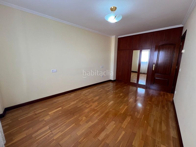 Foto 3ca679f8-61a2-44c7-9e06-ee8bf05a8d9e. Rent flat with heating in Laviada Gijón